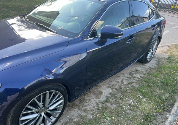 Lexus IS cena 65000 przebieg: 66000, rok produkcji 2014 z Ostróda małe 29